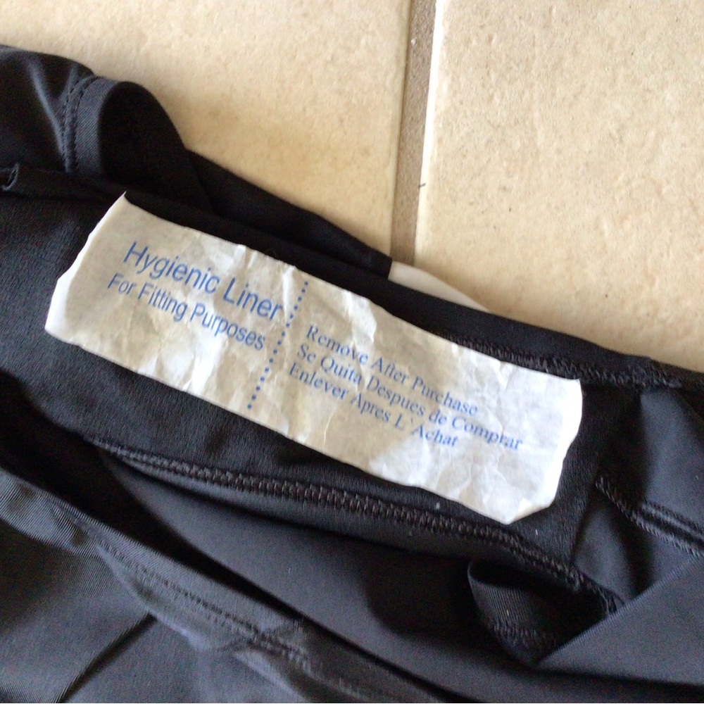 Nike one piece swimsuit…New - Picture 4 of 5